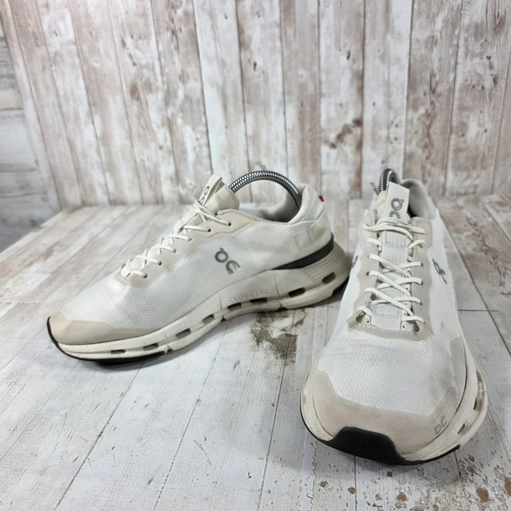 On Cloudflyer 4 Womens Running Shoes White Sand Grey 26.98478 Size 10